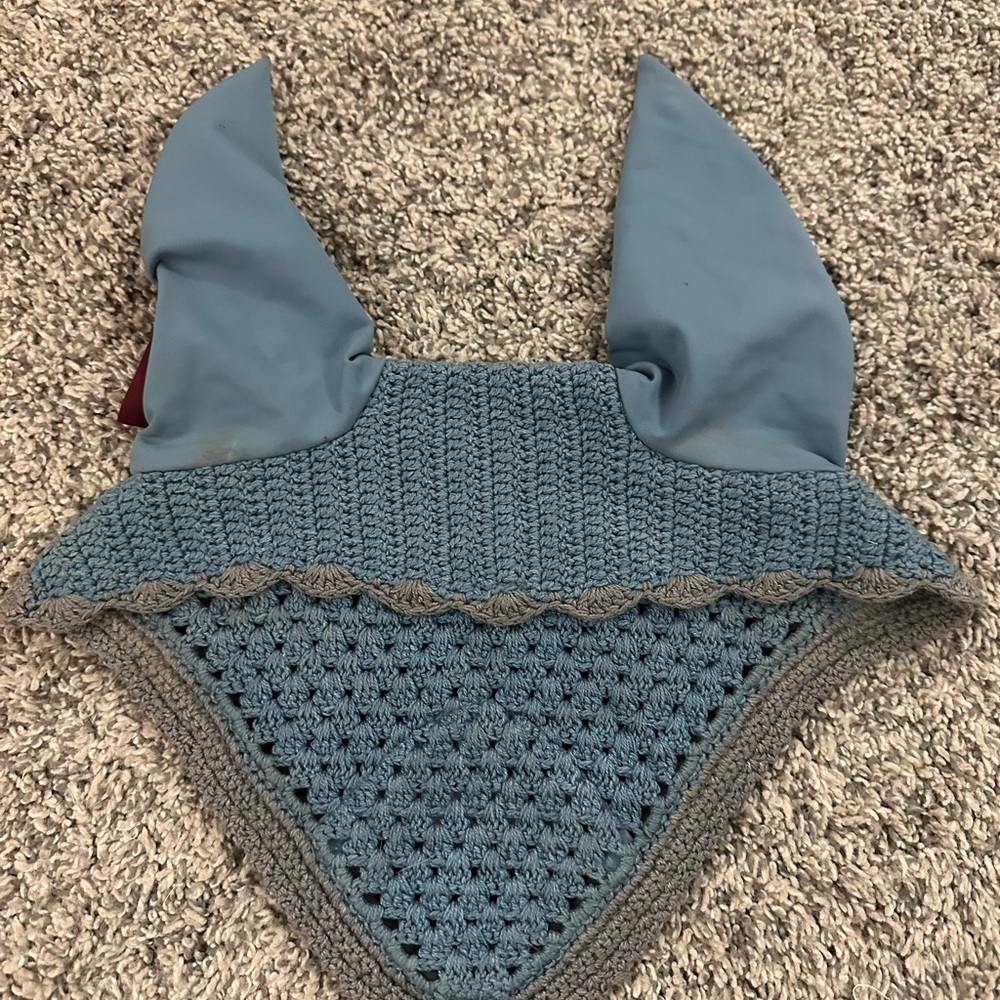 LeMieux ice blue Saddle Pad and Ear Bonnet - Picture 5 of 5